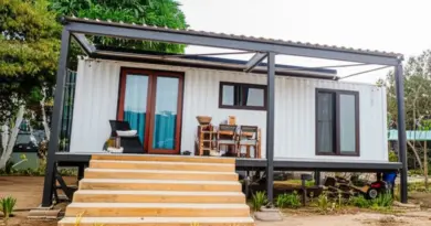 ทำความเข้าใจบ้านคอนเทนเนอร์ในอุดรธานี: ข้อดี ข้อจำกัด และเหมาะกับใคร (ประหยัด พกพา ระยะเวลาในการสร้าง)