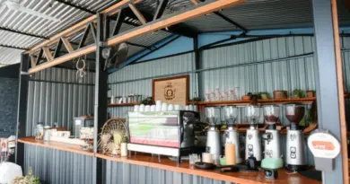 ทำความรู้จักร้านกาแฟน็อคดาวน์ ชัยภูมิ — ประวัติ คอนเซ็ปต์ เมนูเด่น และทำไมจึงเป็นจุดเช็คอินยอดฮิต